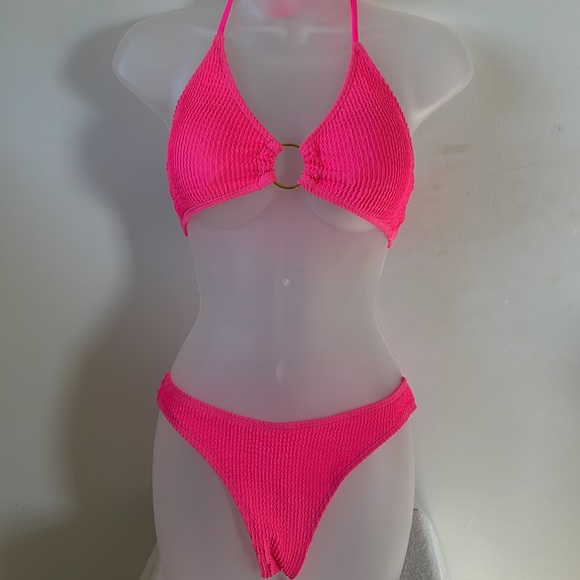 Bikini Set - Picture 2 of 3